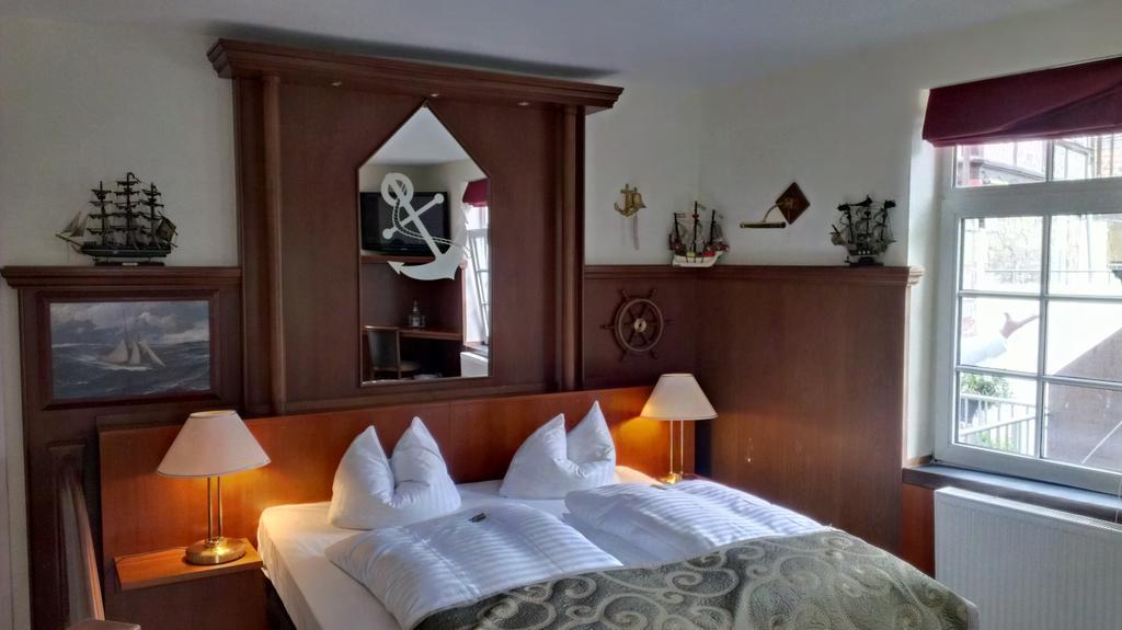 Hotel Goldener Anker Bodenwerder Oda fotoğraf