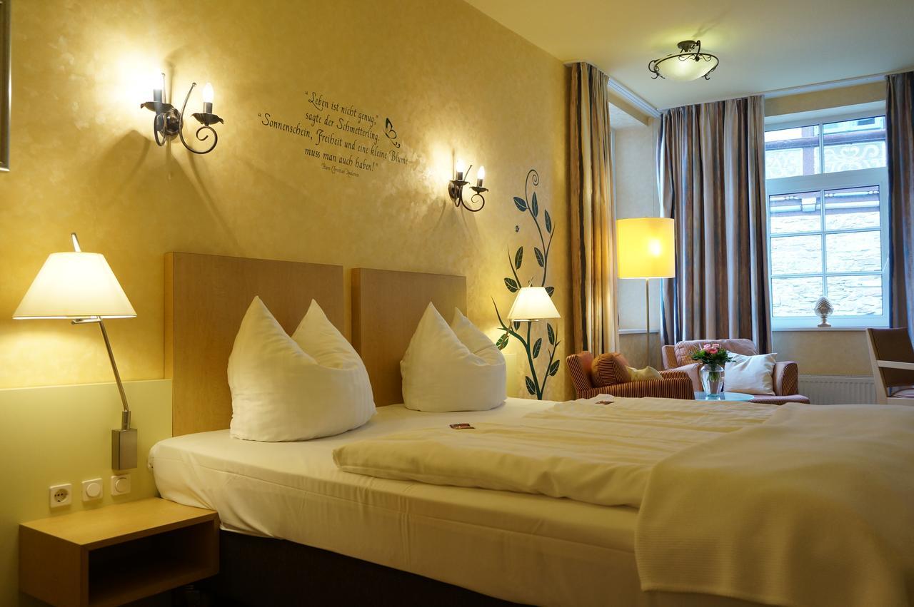 Hotel Goldener Anker Bodenwerder Dış mekan fotoğraf