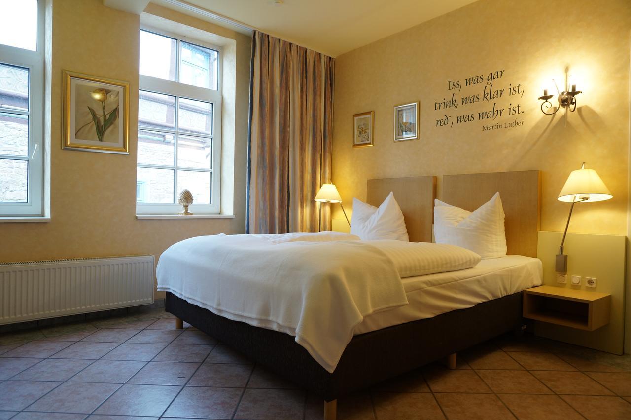 Hotel Goldener Anker Bodenwerder Dış mekan fotoğraf